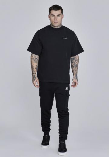 Брюки с накладными карманами