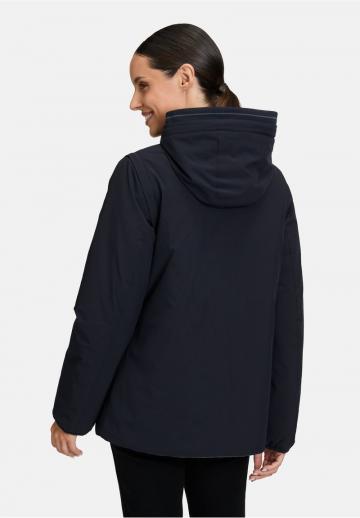 Зимняя куртка