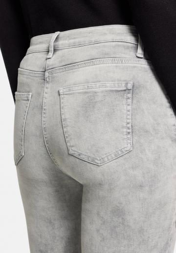 Клешеные брюки