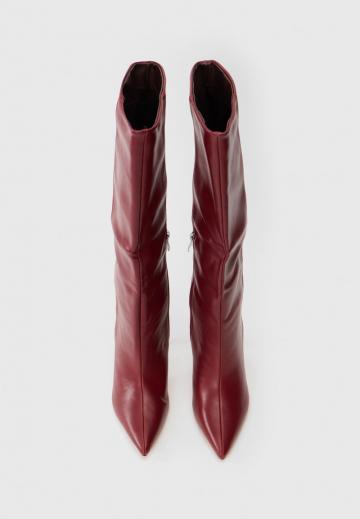 Высокие сапоги