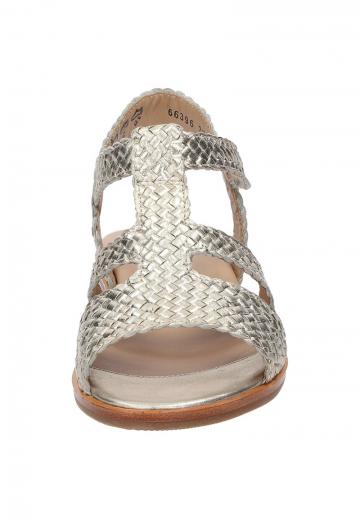 Гандбольные кроссовки