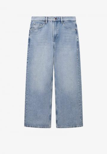 Свободные джинсы