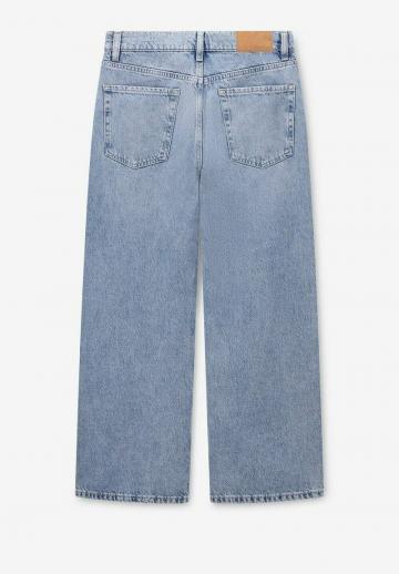 Свободные джинсы