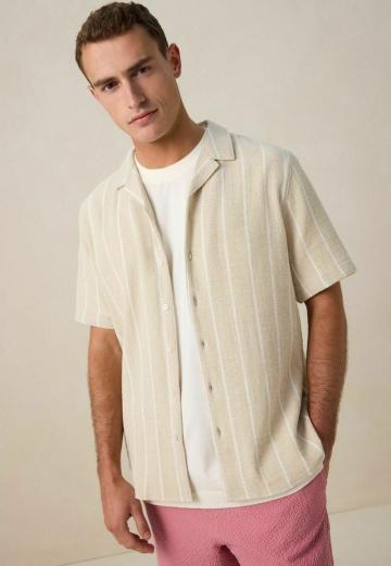 Рубашка с коротким рукавом