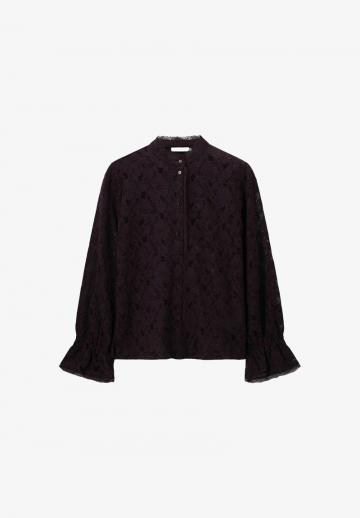 Кружевная блузка