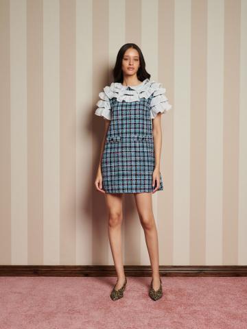 Короткое платье