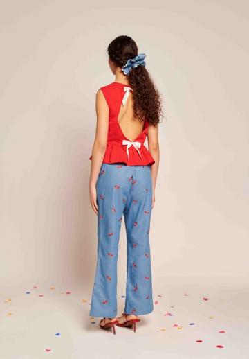 Блузка без рукавов