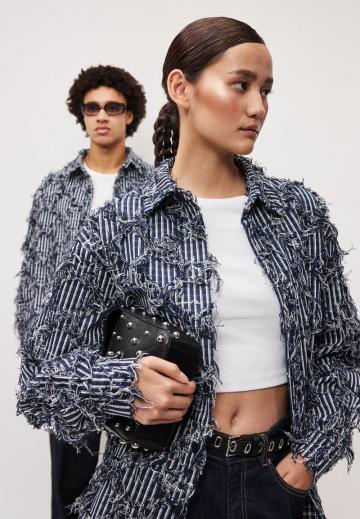 Джинсовая куртка