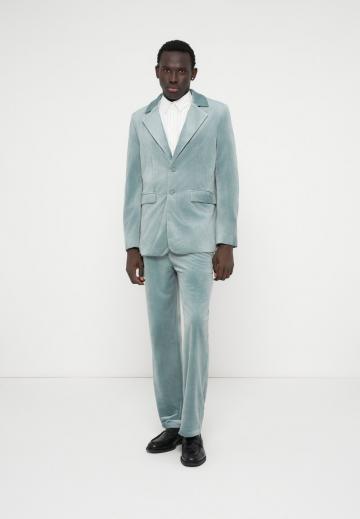 Длинный блейзер