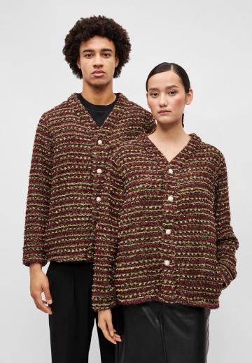 Жаккардовая вязаная кофта