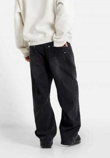 Прямые джинсы