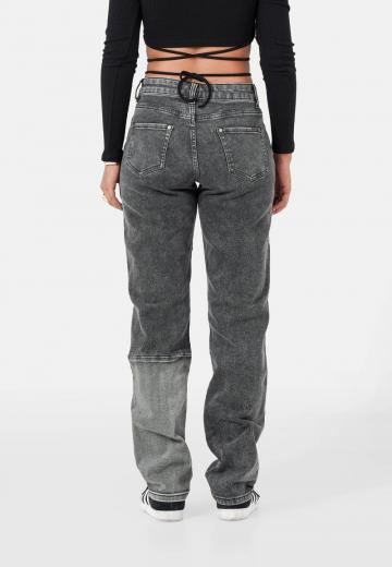 Прямые джинсы