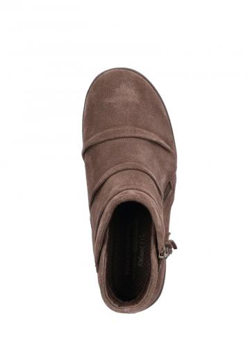 Сапожки на танкетке