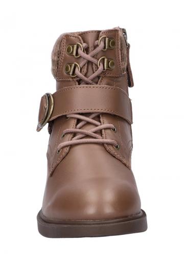 Ботинки на шнуровке