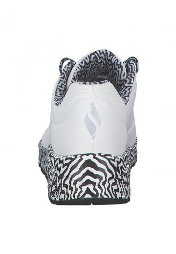 Гандбольные кроссовки