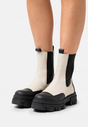 Ботинки челси