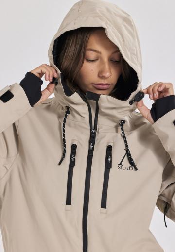 Спортивная куртка