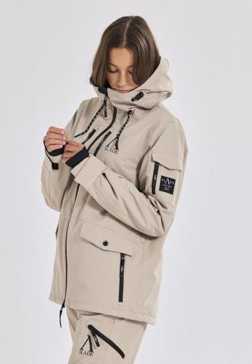 Спортивная куртка