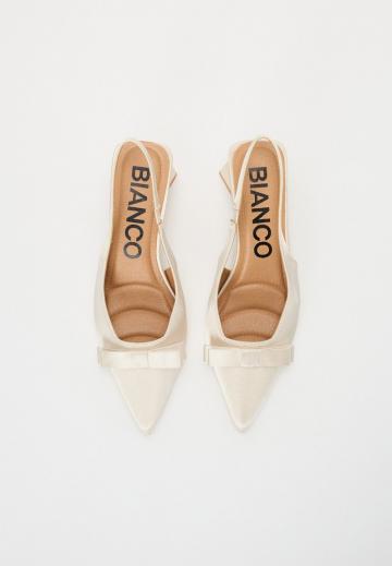 Гандбольные кроссовки