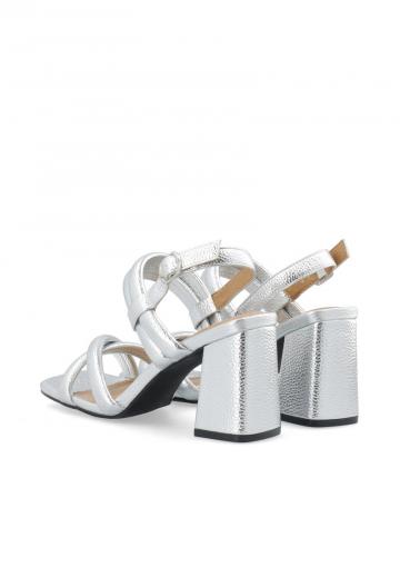 Гандбольные кроссовки