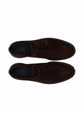 Ботинки на шнуровке