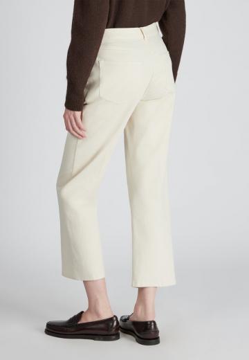 Короткие джинсы