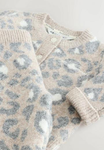 Вязаная кофта