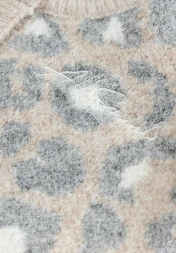 Вязаная кофта