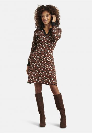 Вязаное платье