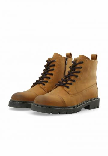 Зимние ботинки