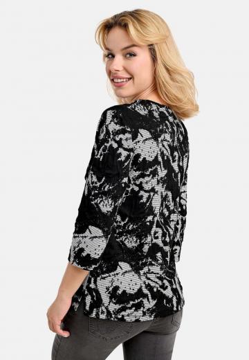 Пуловер с рукавом три четверти