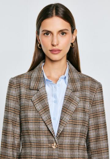 Короткое пальто