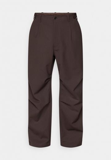 Спортивные штаны