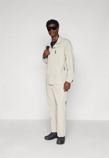 Куртка-дождевик