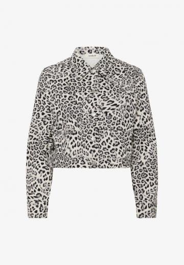 Джинсовая куртка