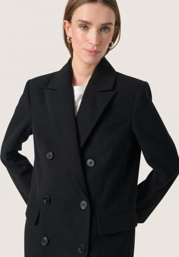 Короткое пальто