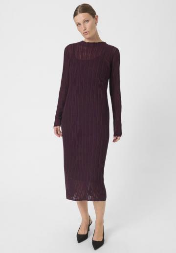 Вязаное платье