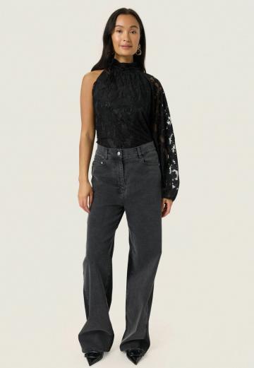 Свободные джинсы