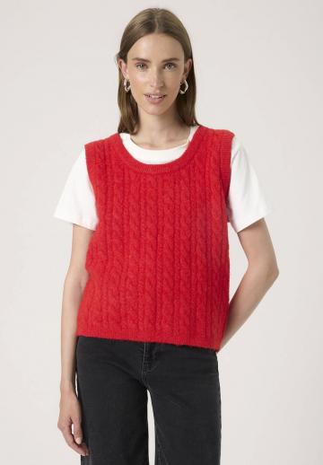 Пуловер без рукавов