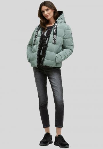 Зимняя куртка