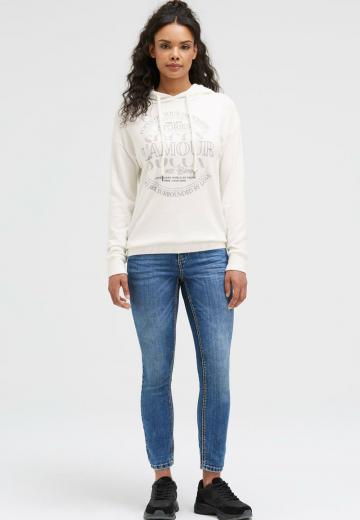 Пуловер с капюшоном