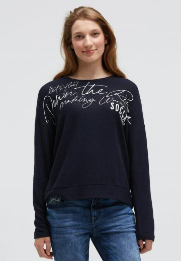 Длинный пуловер