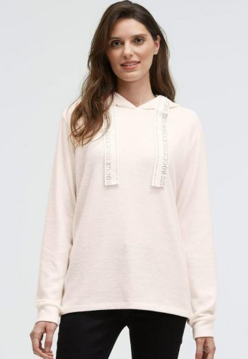 Пуловер с капюшоном