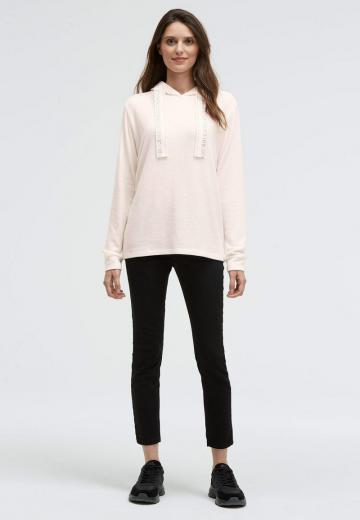 Пуловер с капюшоном