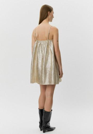 Короткое платье