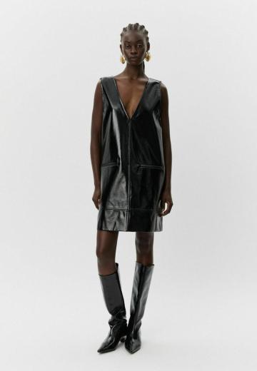 Платье футляр