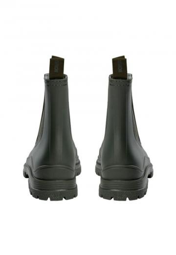 Резиновые сапоги