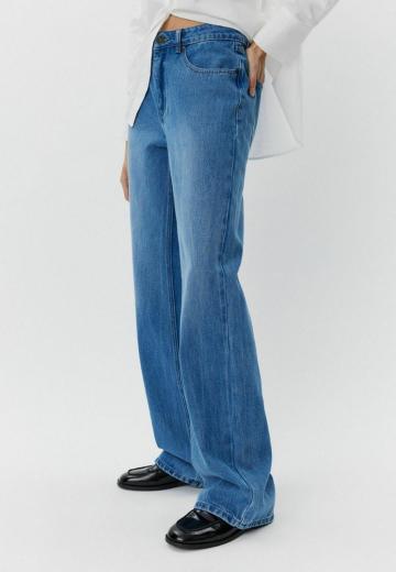 Свободные джинсы
