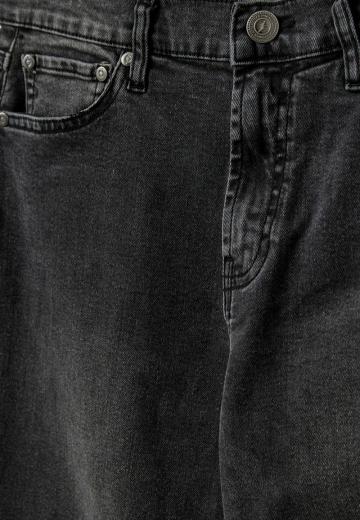 Короткие джинсы