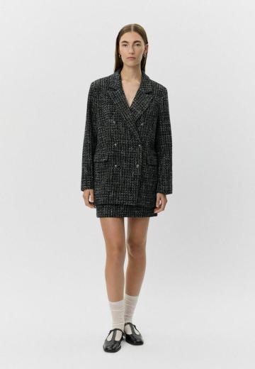 Короткое пальто